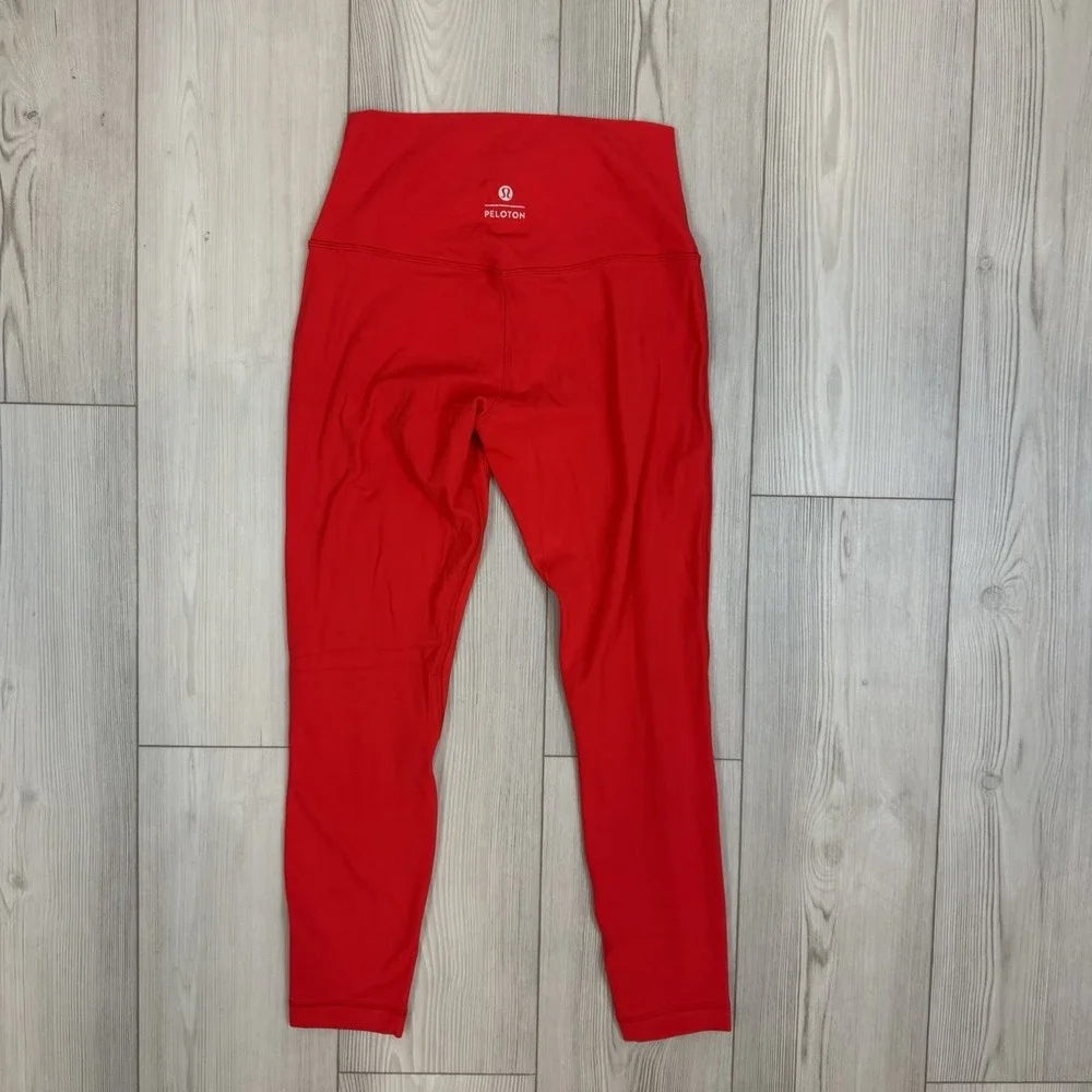 Lululemon X Peloton Size‎ 8 Align HR 25
